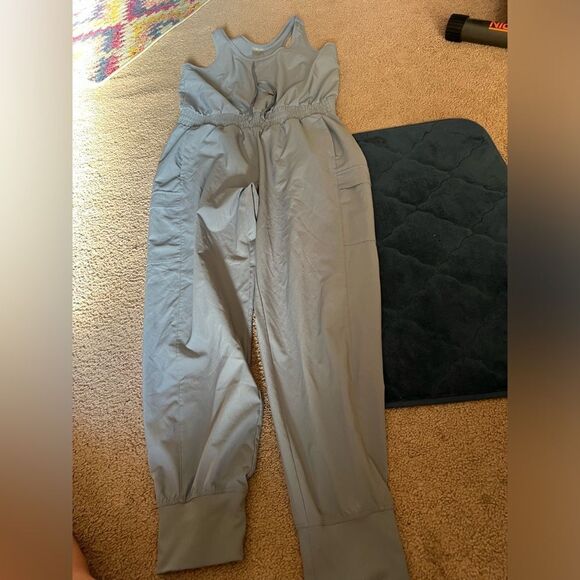 CALIA by Carrie Underwood Gray Pearl Sleeveless Cargo Pocket Jumpsuit S - Picture 8 of 9